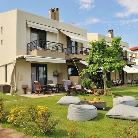 Seathon Seafront Beach Villa In Kalamitsi Exteriér fotografie