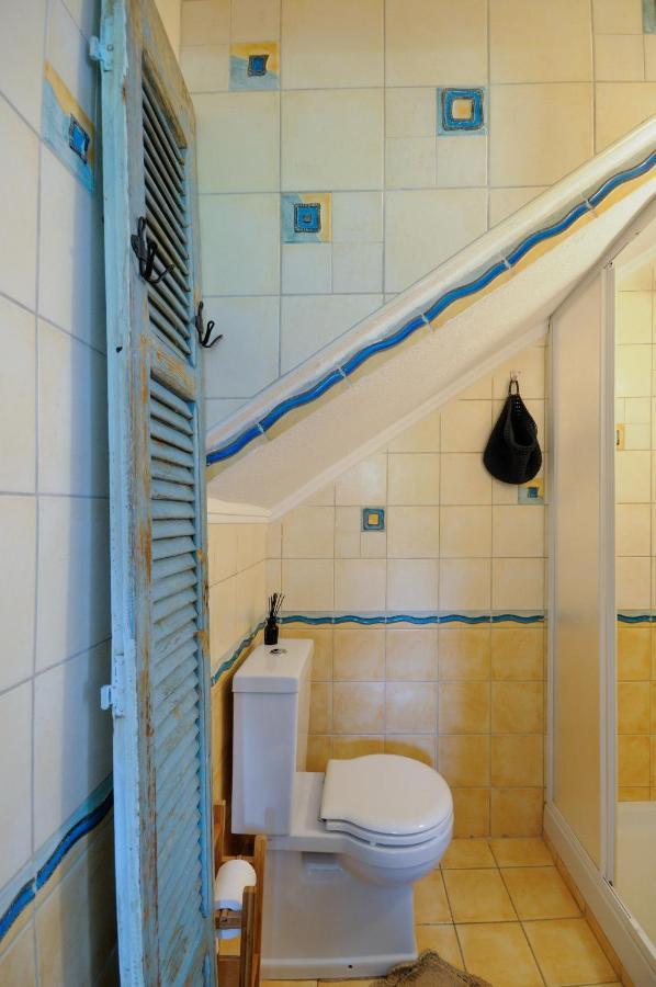 Seathon Seafront Beach Villa In Kalamitsi Exteriér fotografie